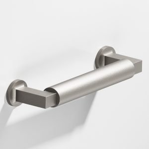 Colonial Bronze Series 1360 1361 1362 1363 47 in Frost Nickel™ (15F)
