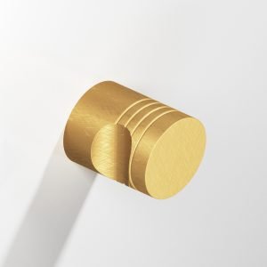 Colonial Bronze 104 105 12 in Weathered Brass (WB)
