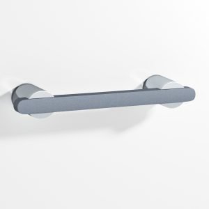 Colonial Bronze Series 1335 36a in Polished Chrome with Frost Chrome™ (26x26F)