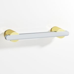 Colonial Bronze Series 1335 2b in Polished Brass with Polished Chrome (3x26)