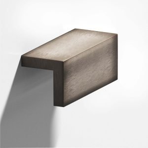 Colonial Bronze 712 Series 46 in Distressed Pewter (15B)