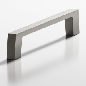 Colonial Bronze 661 741 Series 47 in Frost Nickel™ (15F)
